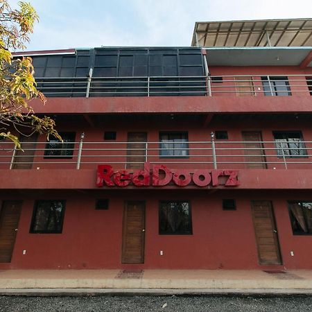 Reddoorz Plus At Malabag Silang - Vaccinated Staff Eksteriør billede